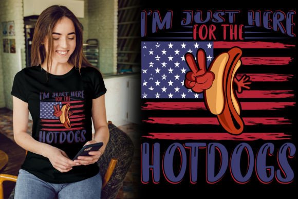 Review: I’m Just Here for the Hotdogs T-shirt Design
